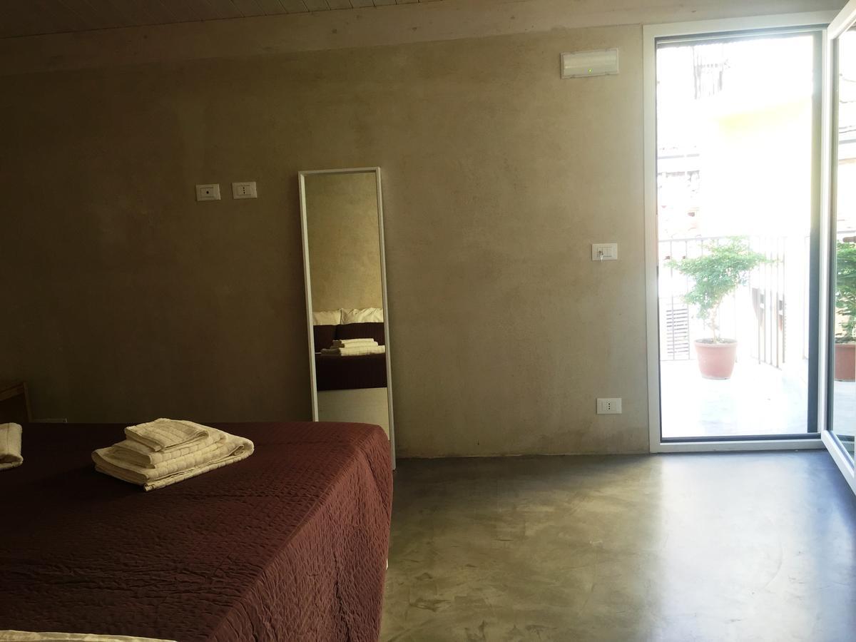 Hotel Kuro à Palerme Extérieur photo